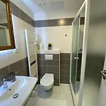Champion Ii Apartman *